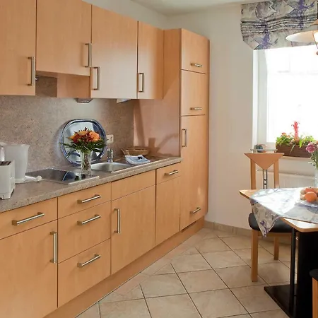 מלון Rosenhof 11 Ostseebad Kühlungsborn